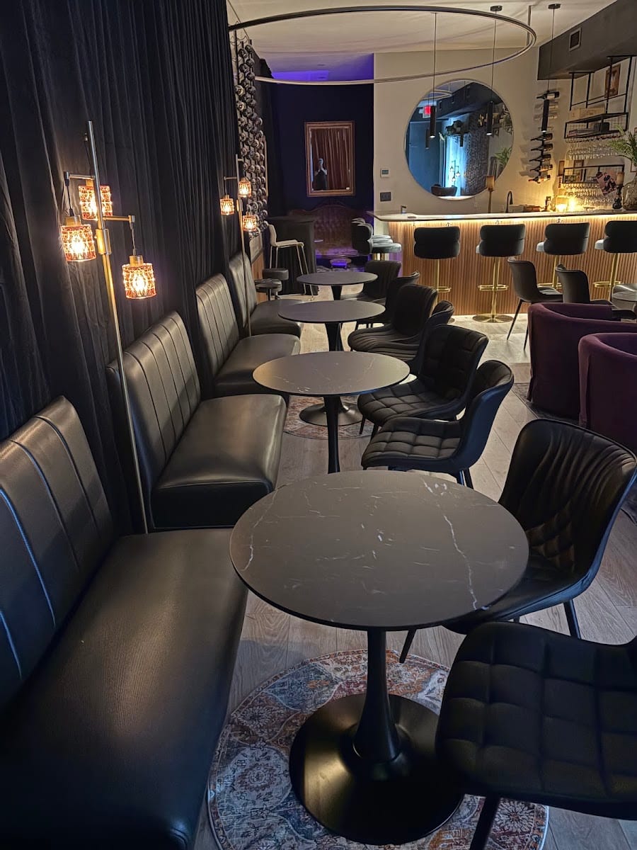 SKIES Social Lounge, photo 2