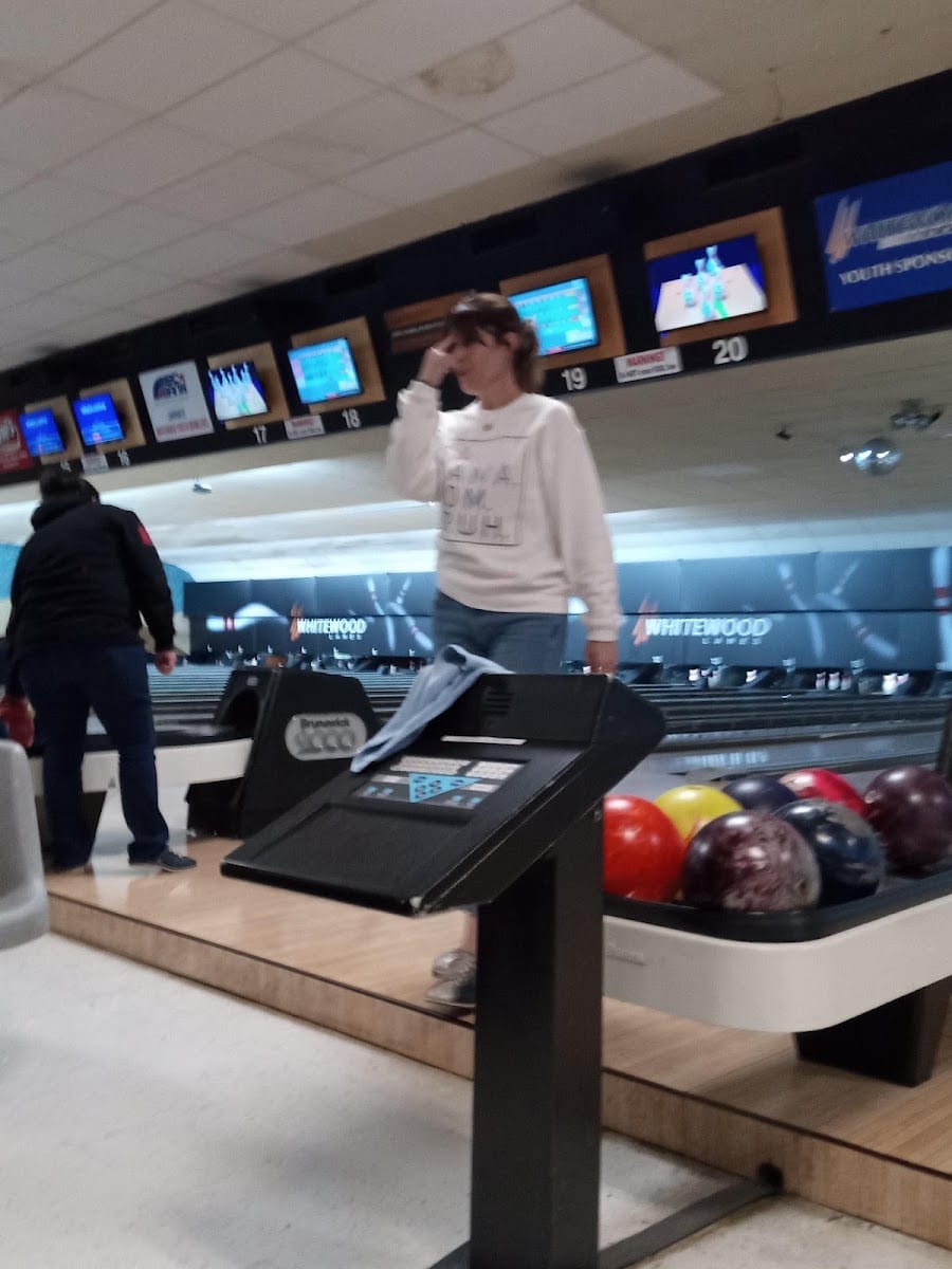 Theory Vs Skill Pro Shop, photo 4