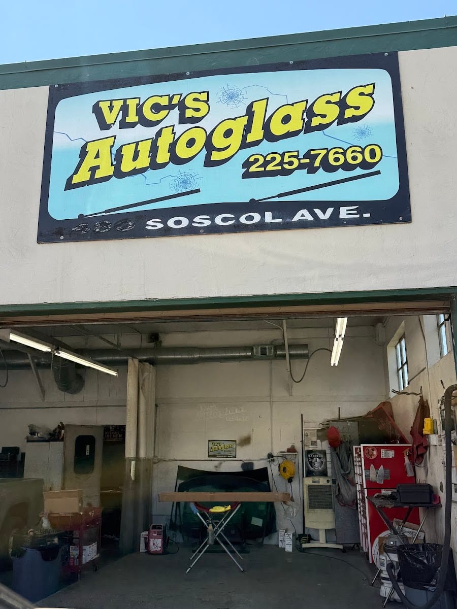 Vic's Autoglass