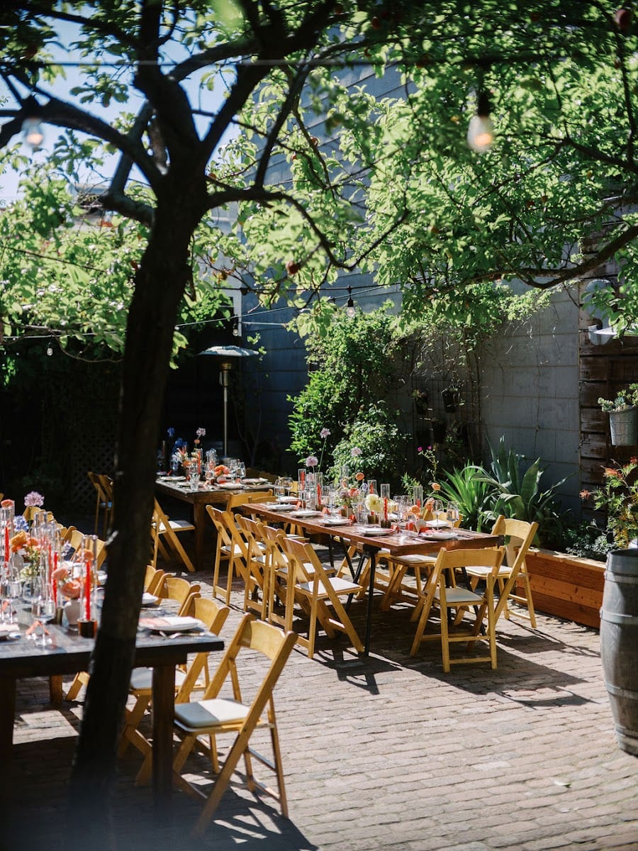 Stable Cafe