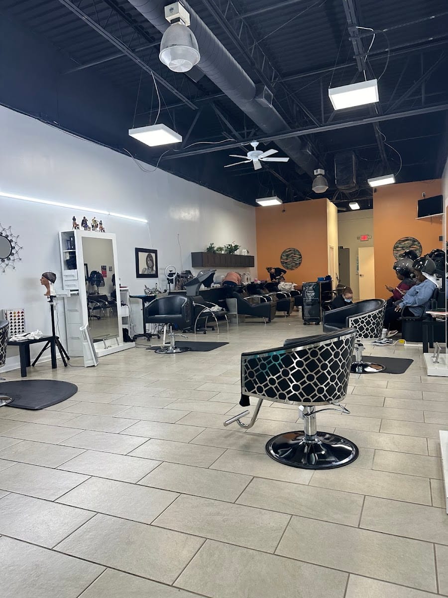 R Dominican Hair Salon