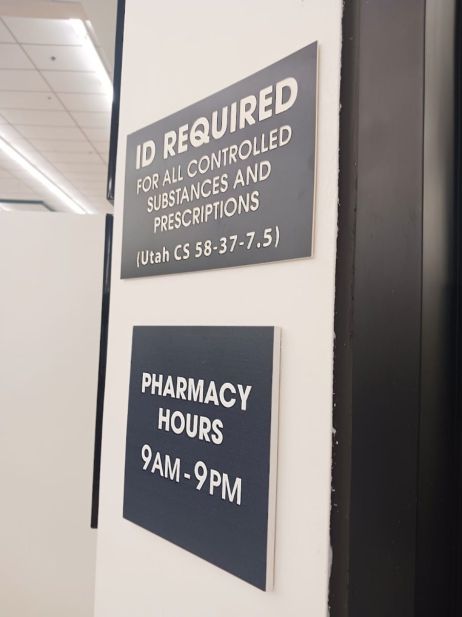 Lee's Pharmacy, photo 3