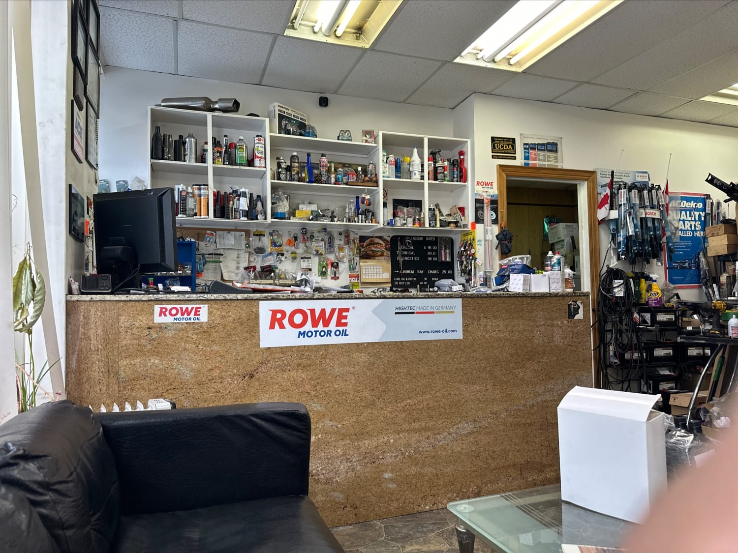 Roger’s Auto Center, photo 3