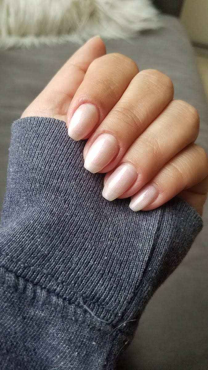 Modern Nail Bar