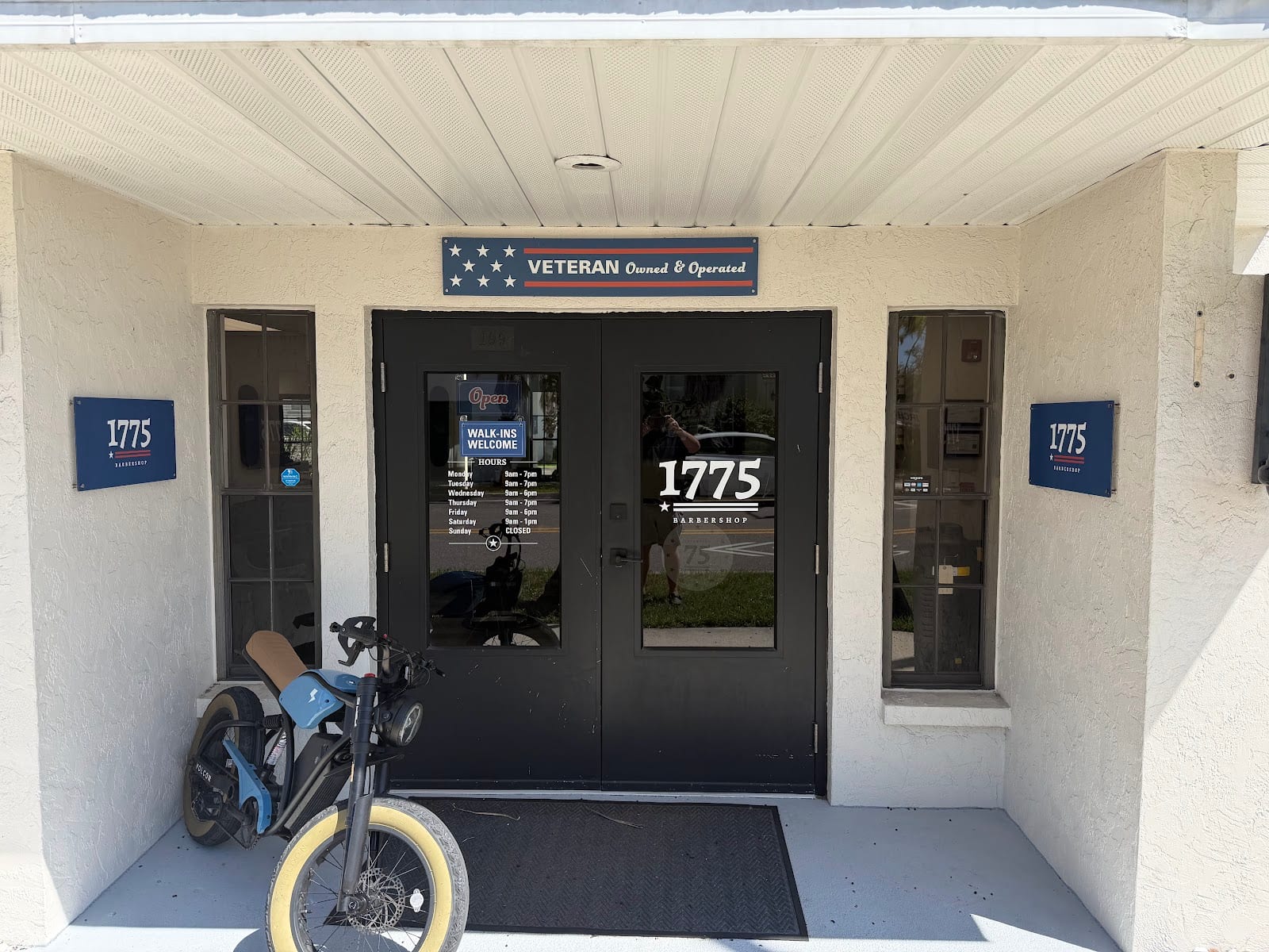 1775 Barbershop, photo 2