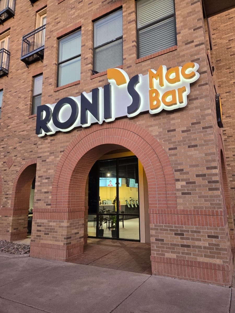 Roni's Mac Bar - Lubbock, photo 2