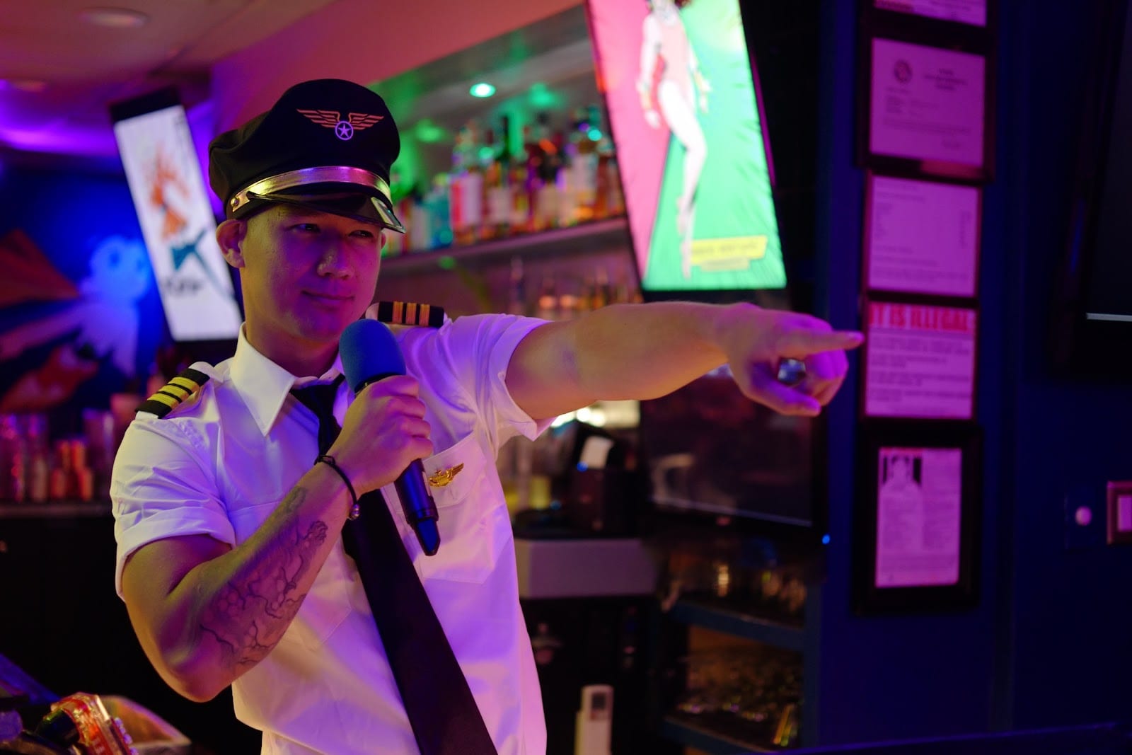 Wang Chung's Karaoke Bar, photo 4