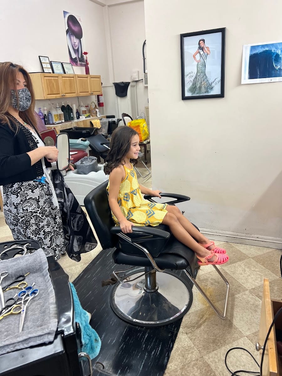 Mai's Beauty Salon