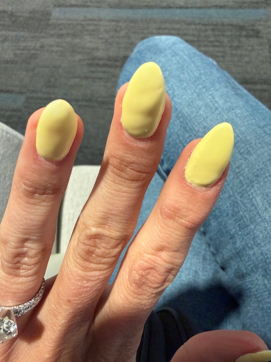 Luxe Nails