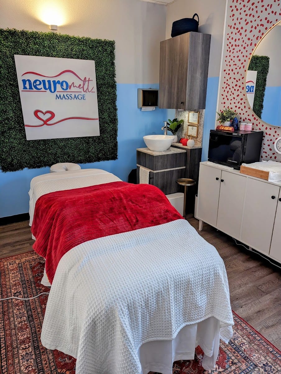 NeuroMelt Massage
