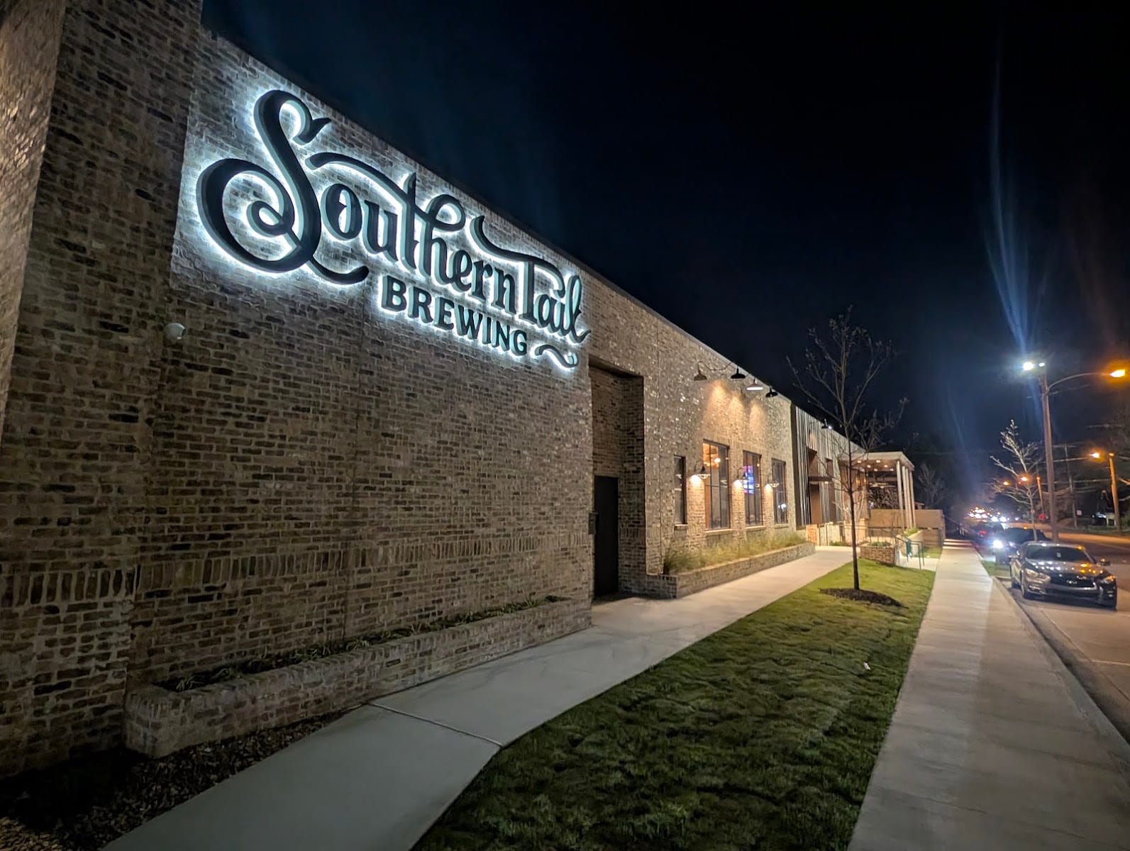 Southern Tail Brewing - Parking, photo 2