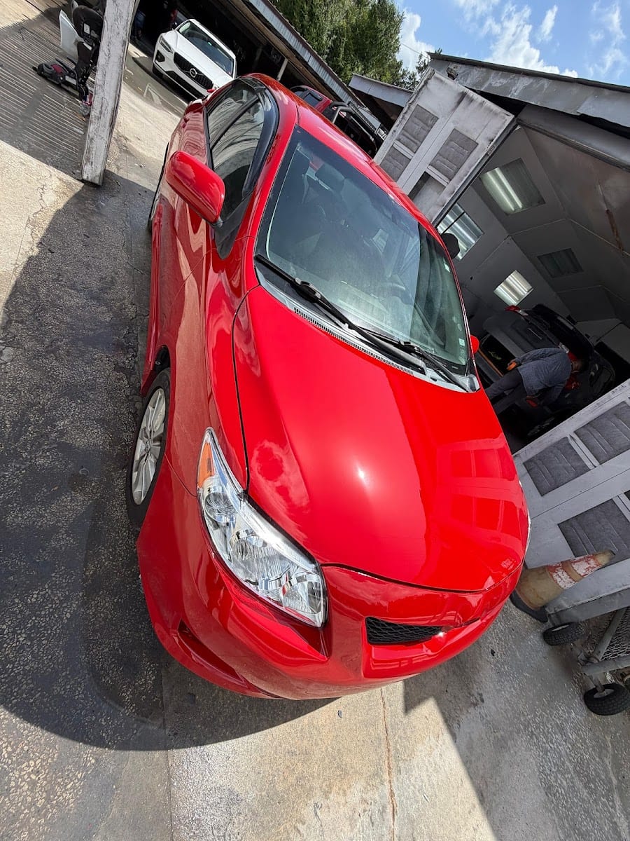 Ferrer Paint & Body Shop
