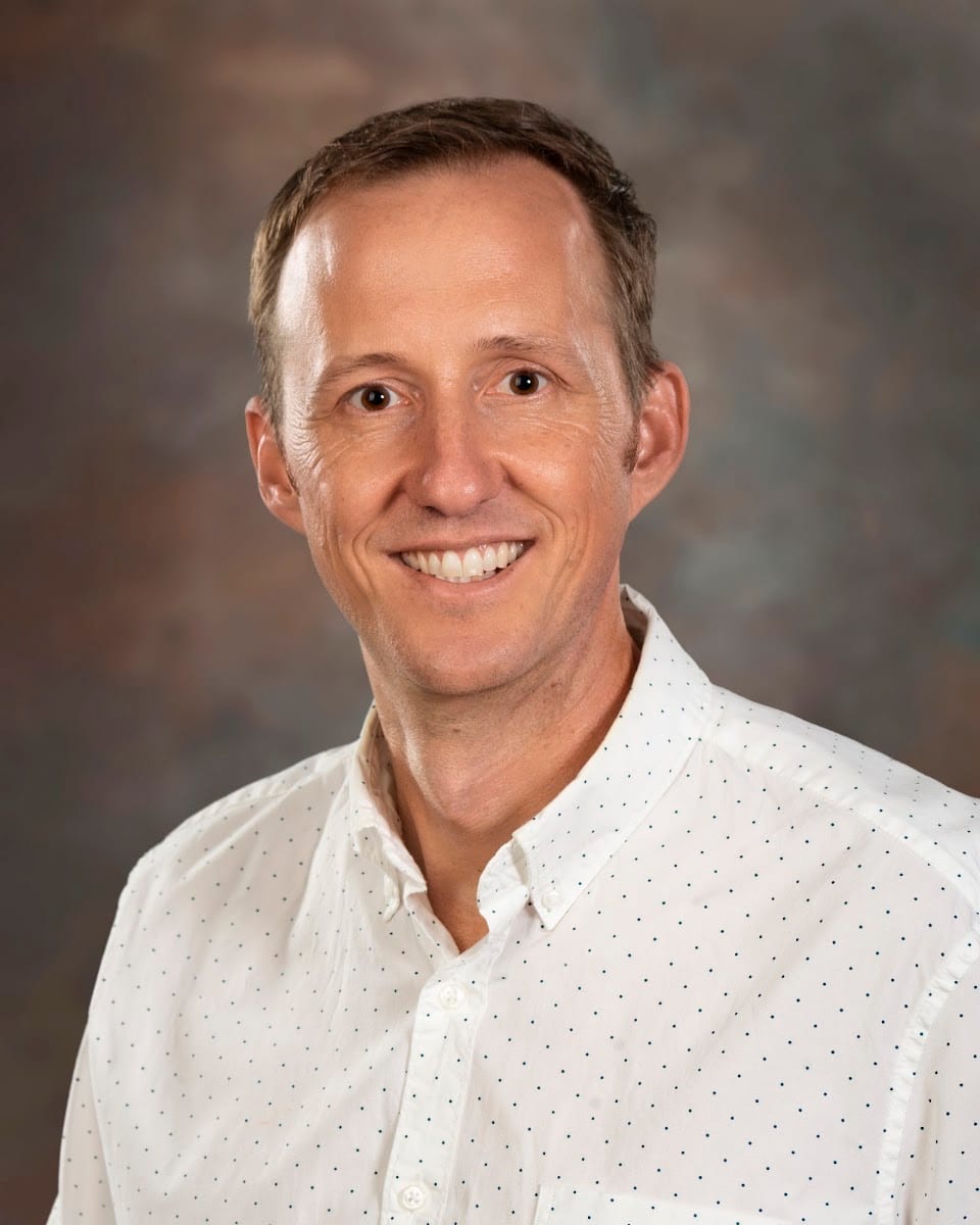 Robert Mcvie, FNP, photo 2