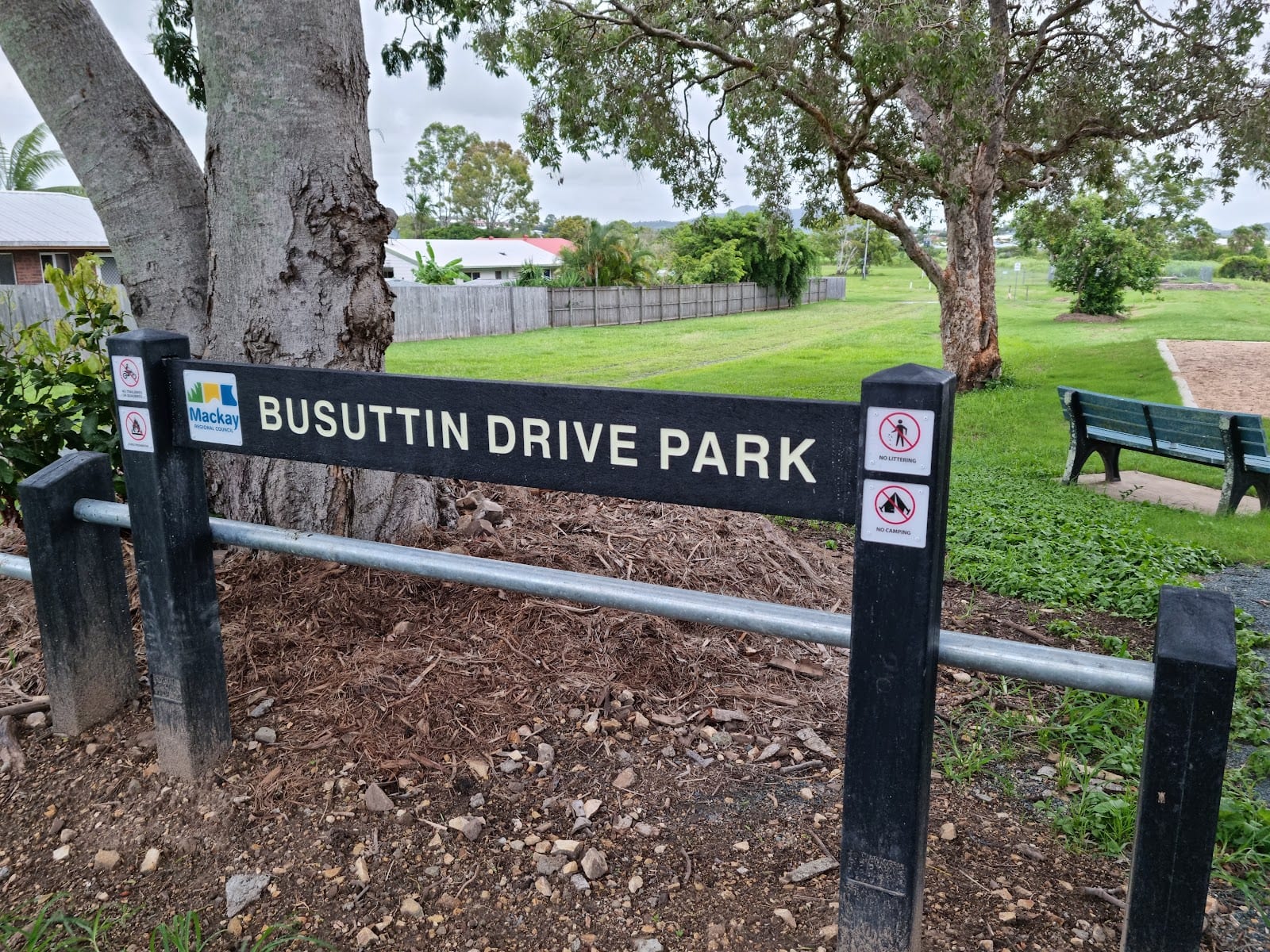 Busuttin Drive Park