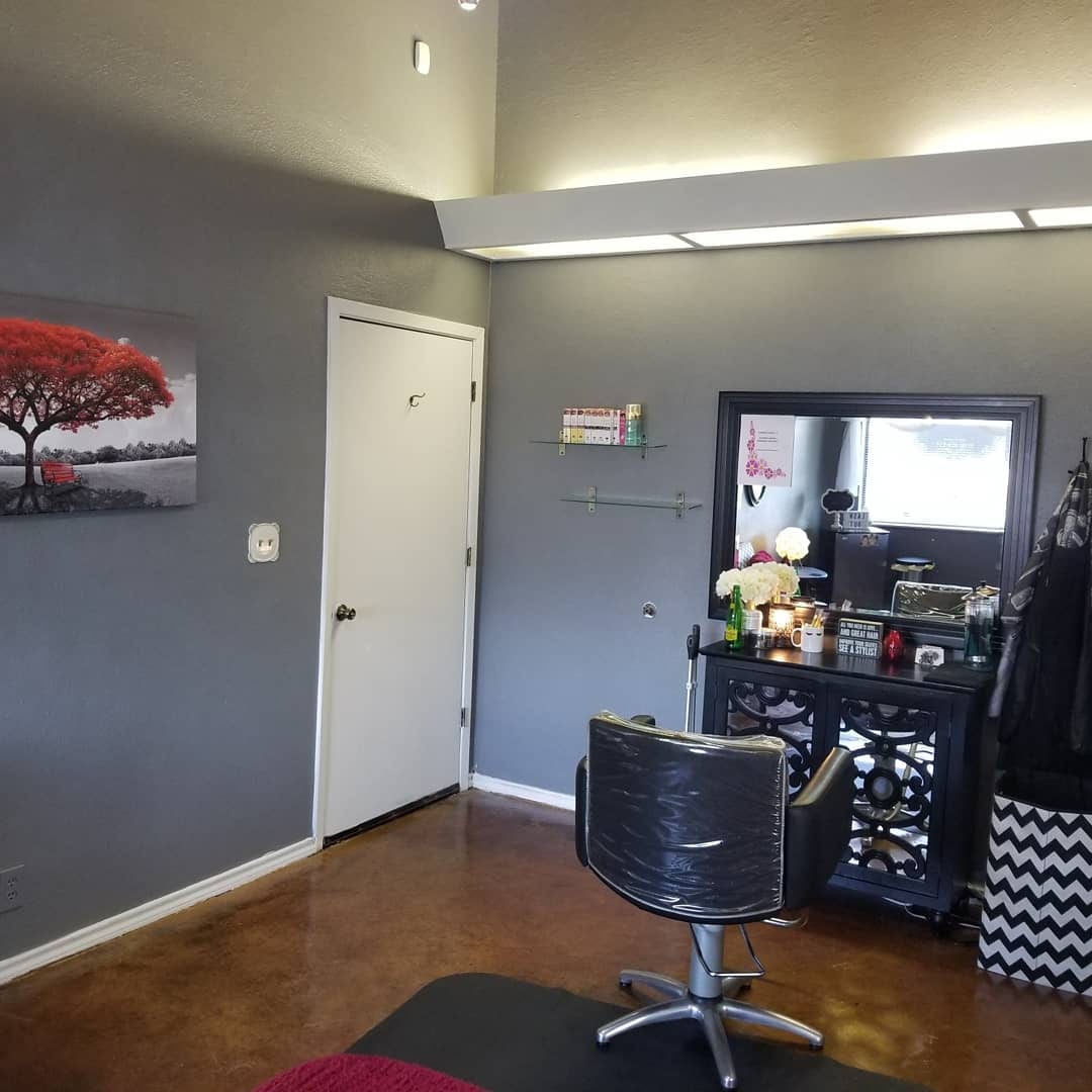Brendas Salon & Eyelash Extensions, photo 3