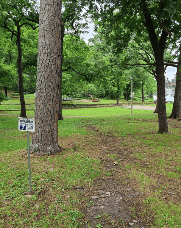 Broadmoor Lake Disc Golf Course