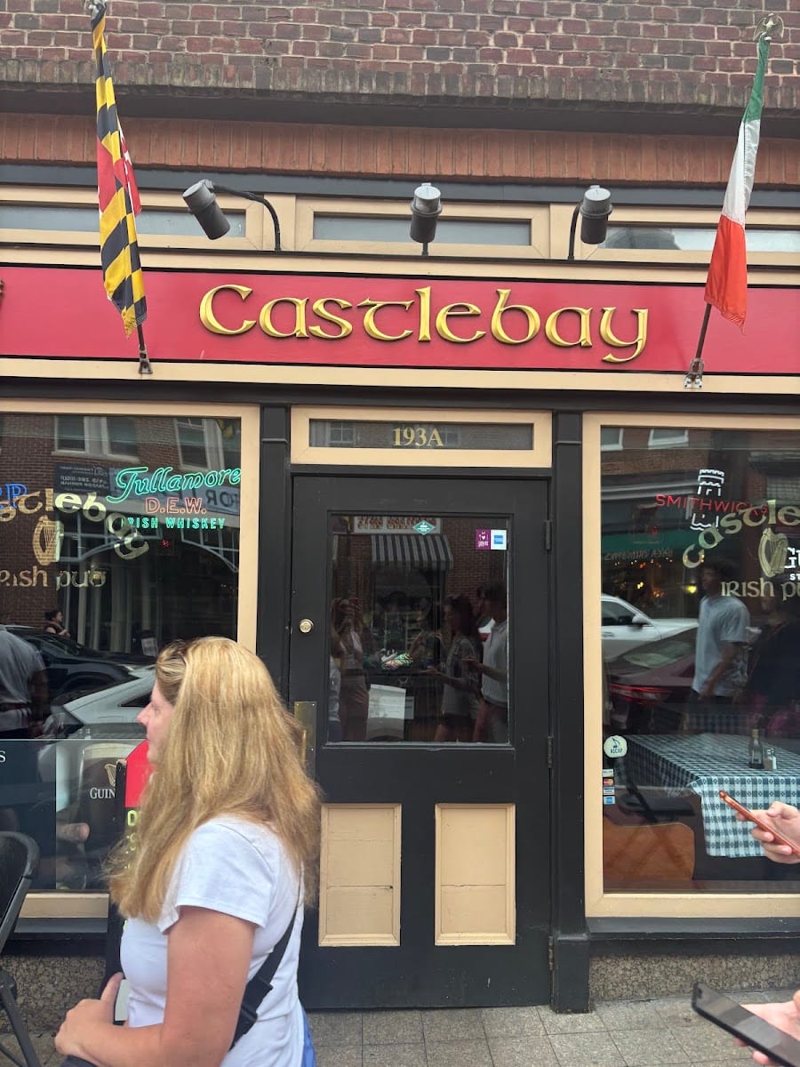 Castlebay Irish Pub, photo 2