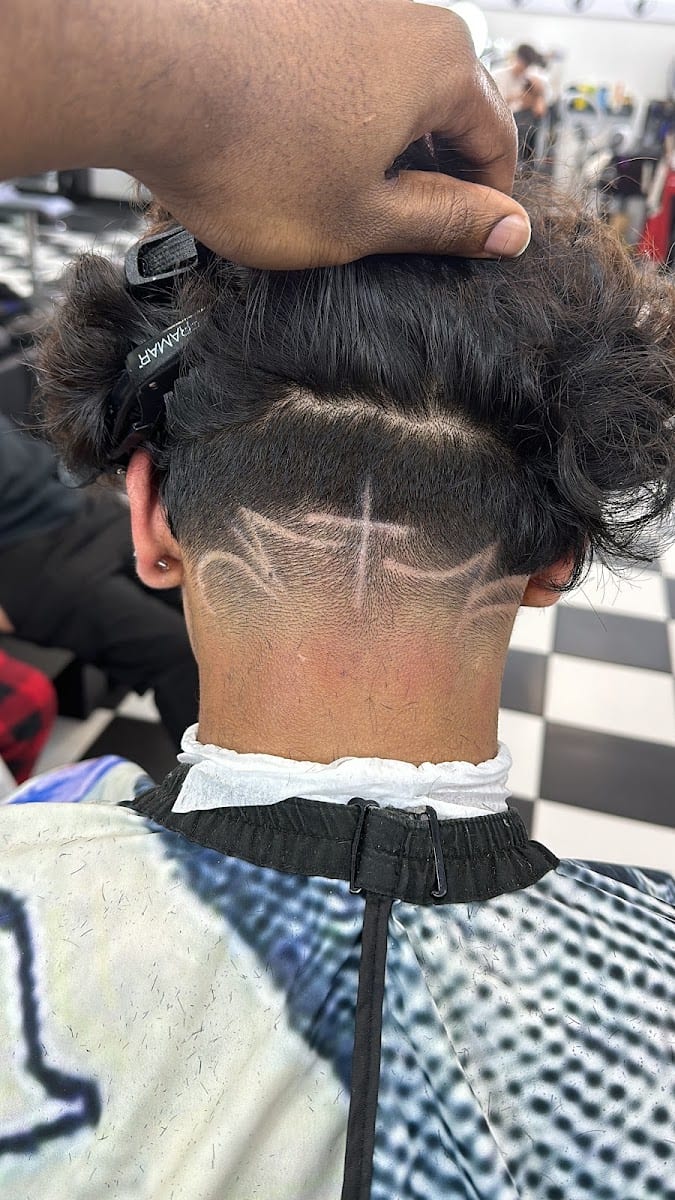 Key Hairston, photo 2
