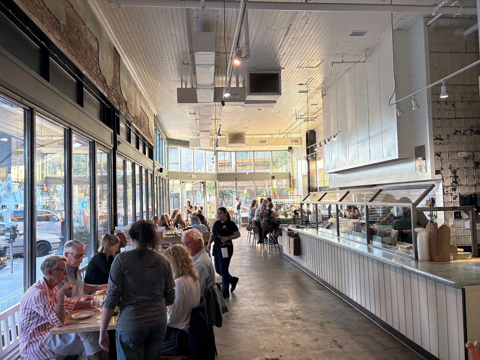 Los Milics Vineyards - Downtown Tucson Restaurant & Tasting Room, photo 3