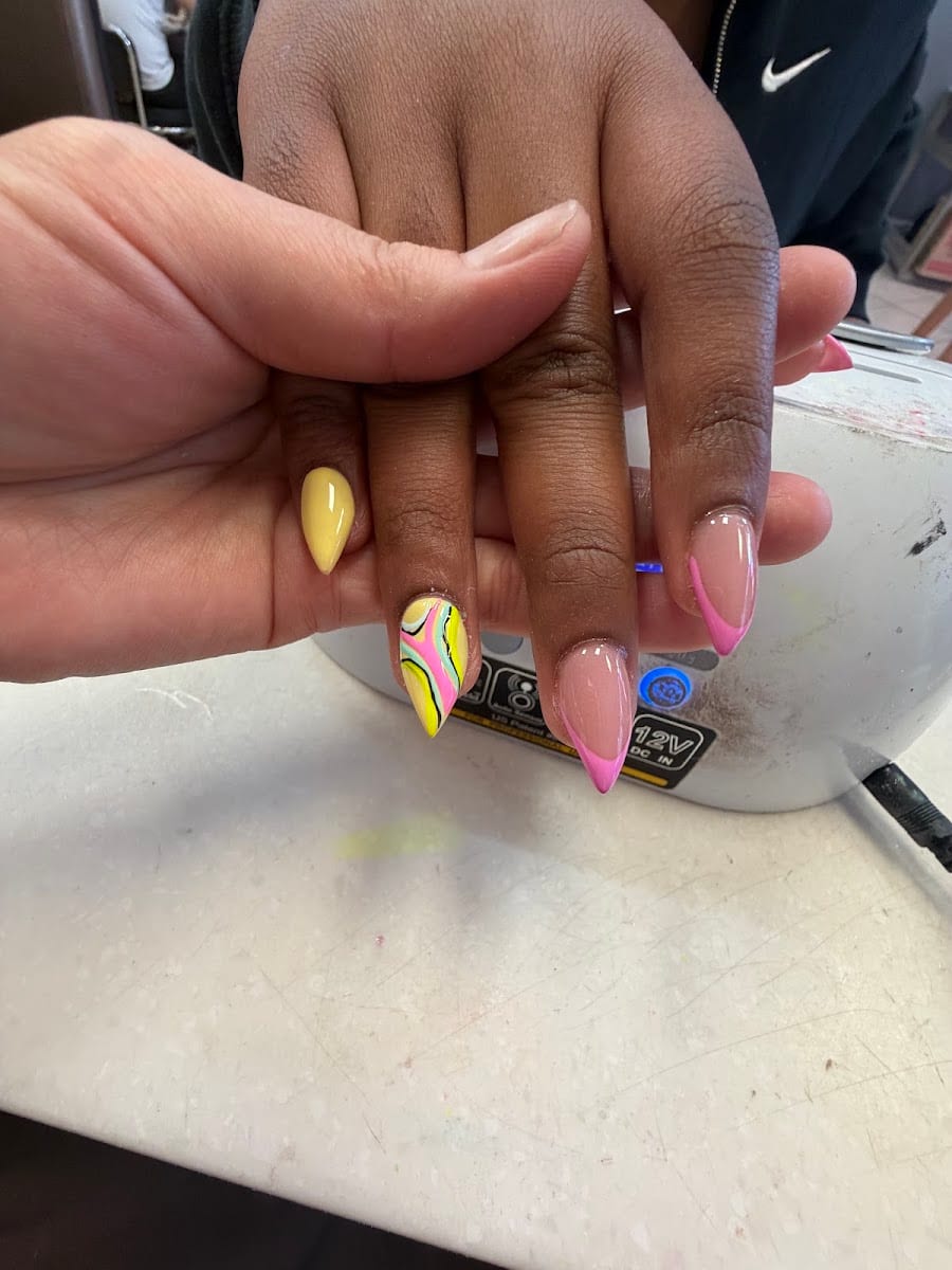 Mary’s Nails