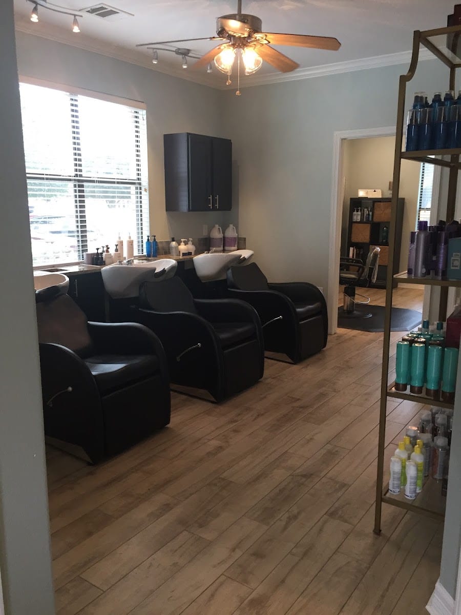 Legends Salon