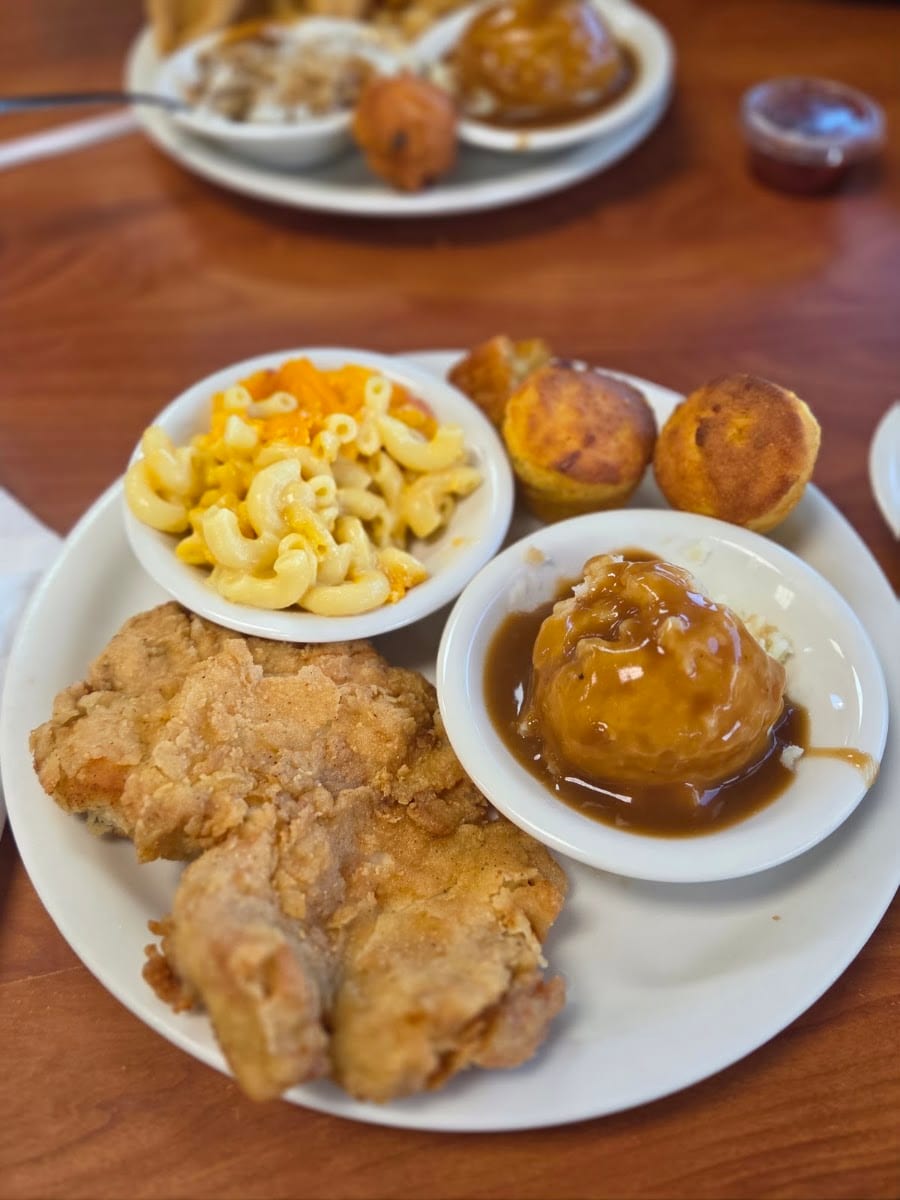 Neighbors | Seafood & Chicken, photo 2