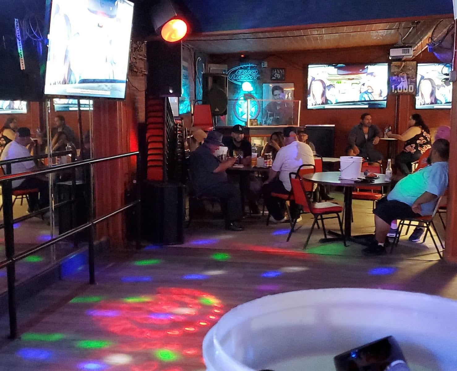 Ray Ray's Sports Bar