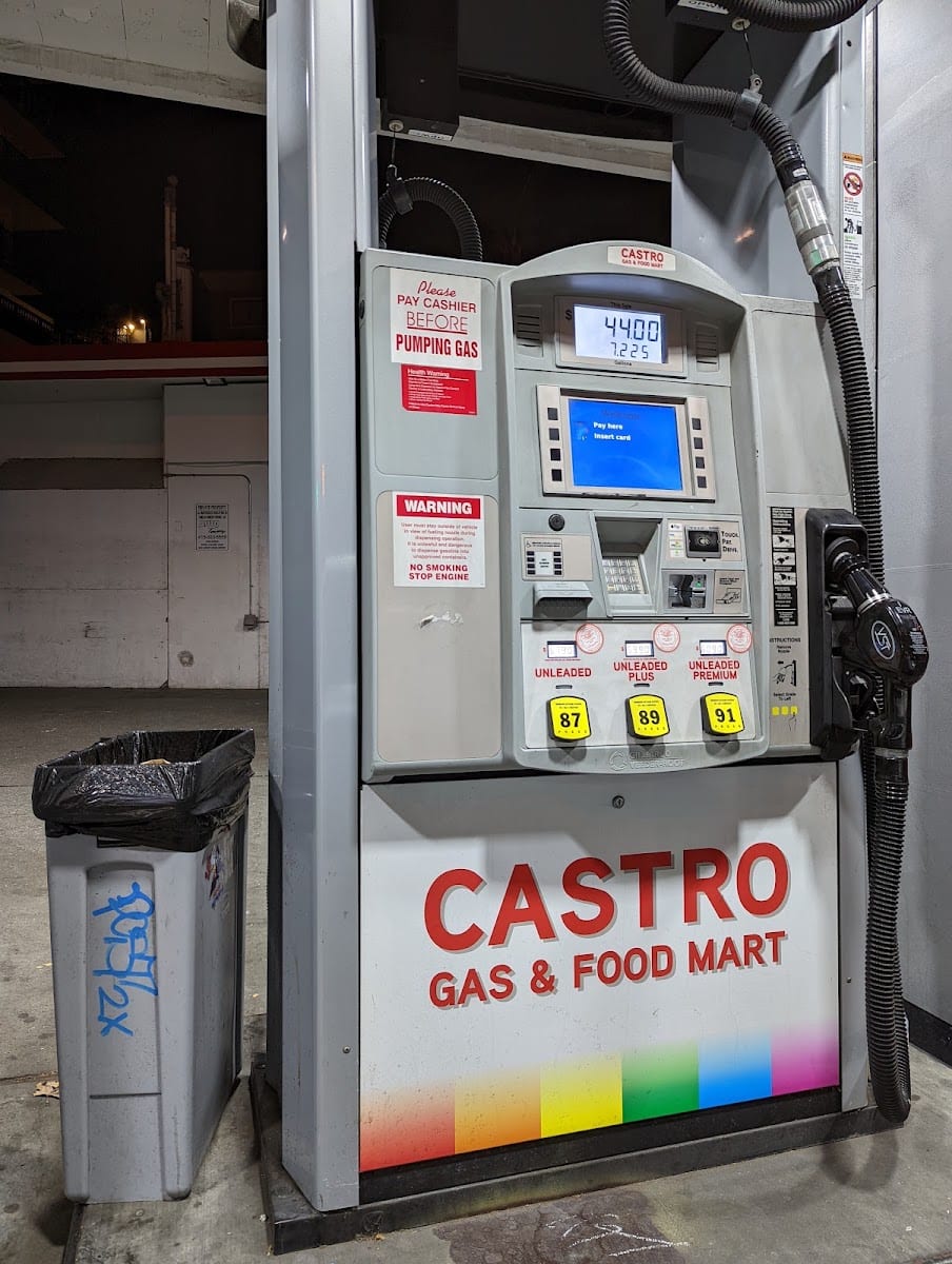 Castro Gas and Food Mart, photo 4
