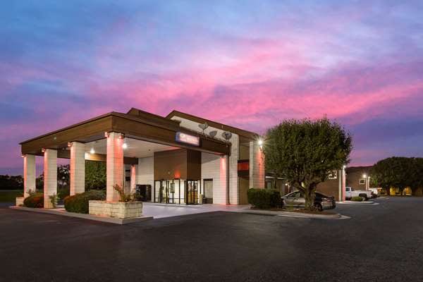 Madison Inn & Suites, photo 4