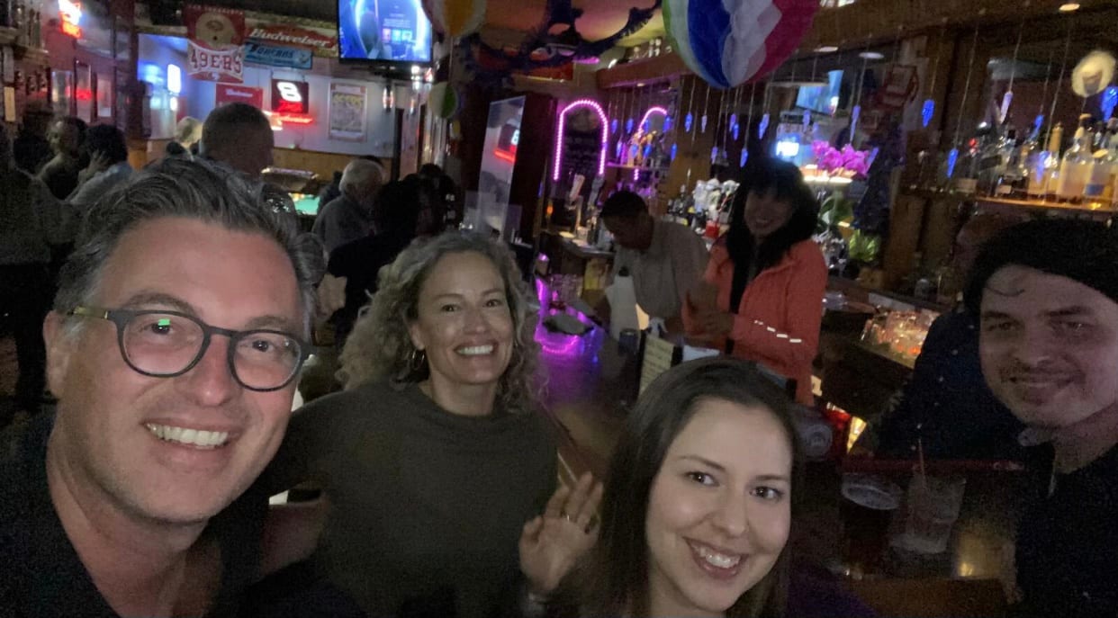 Friends Bar, photo 3