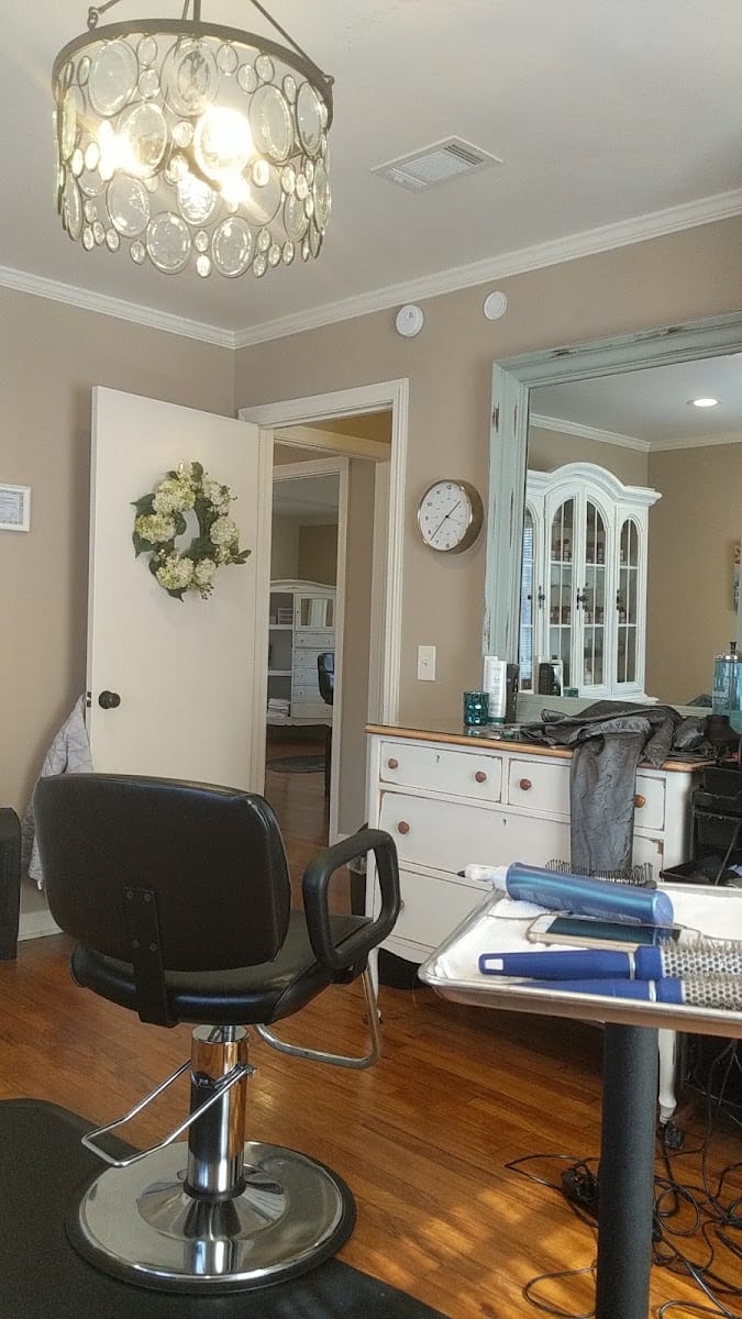 Salon Suites On Dawes, photo 4
