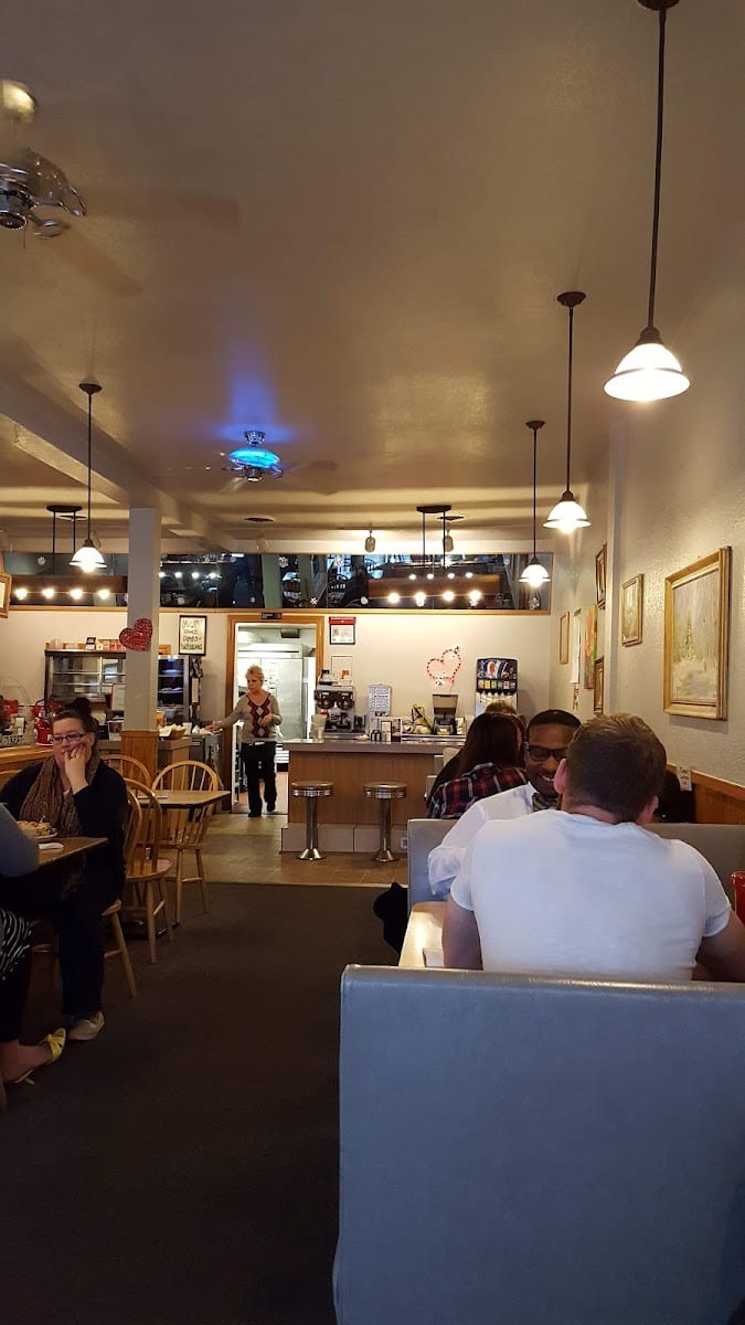 Klemm's Candlelight Cafe