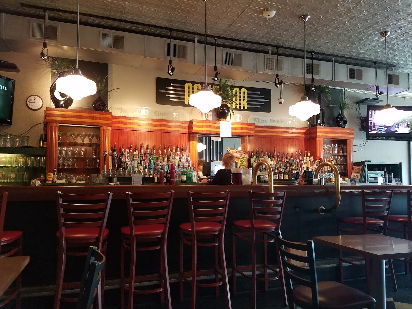 Acme Bar & Grill