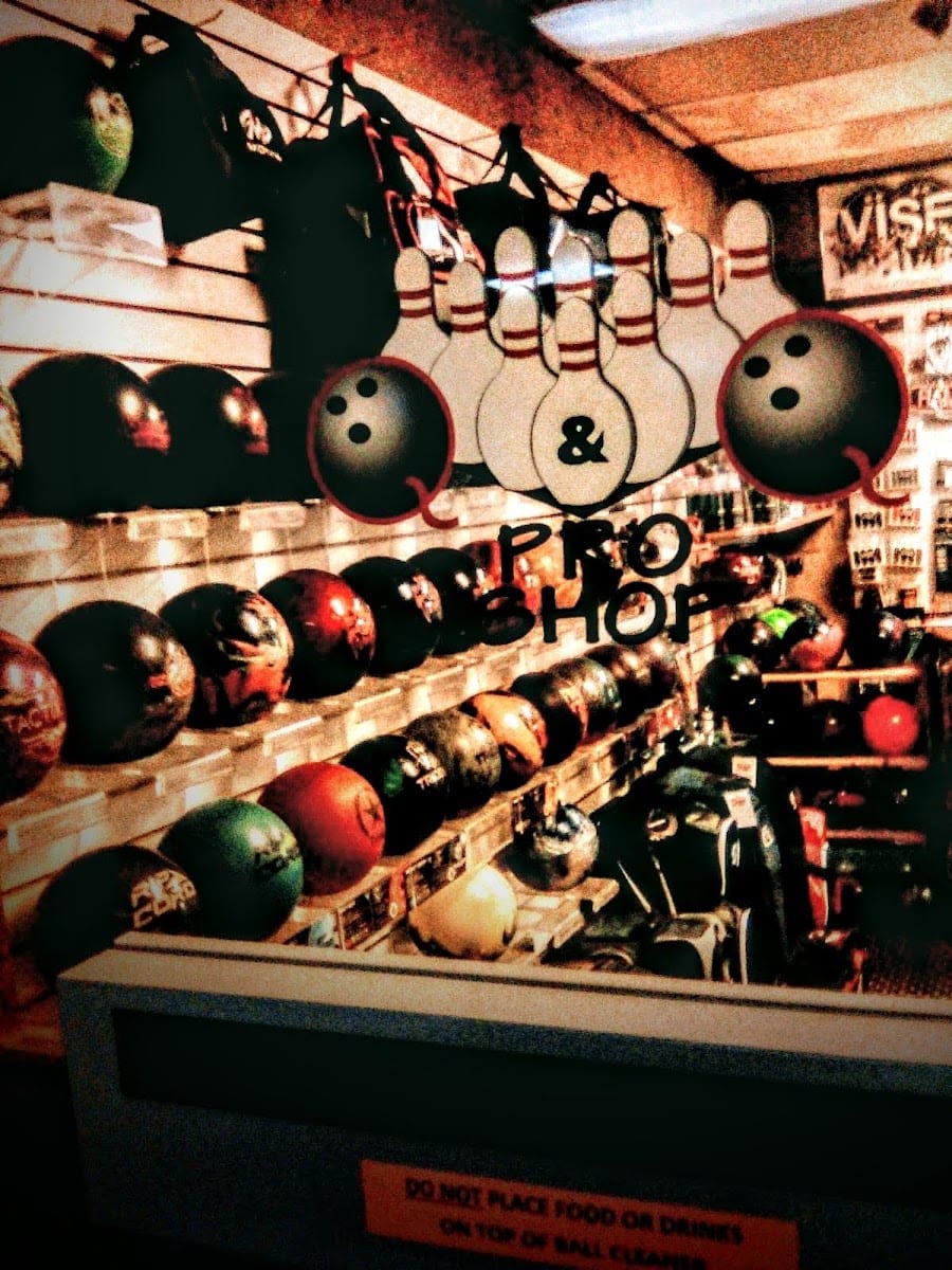 Theory Vs Skill Pro Shop, photo 2
