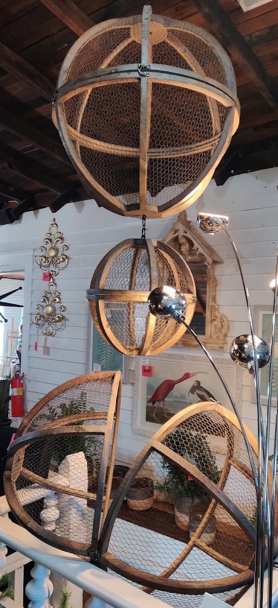 CRANDEL ALLMON DESIGNS & GIFTS, photo 3