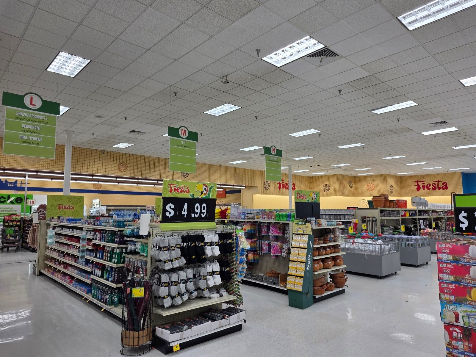Fiesta Mart #1, photo 4