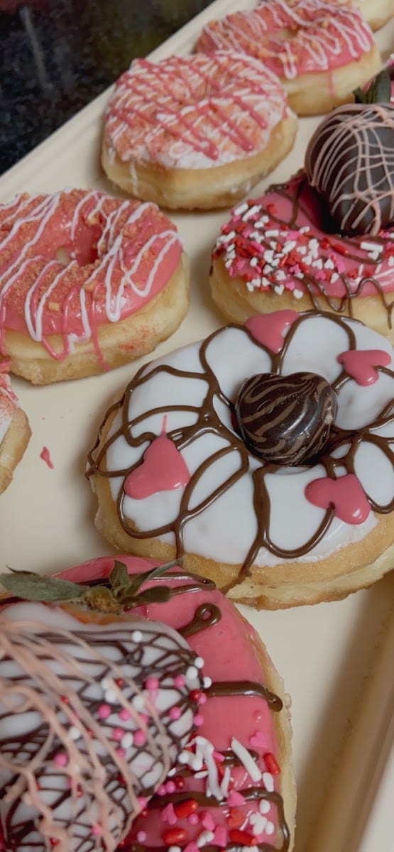 D J Donuts