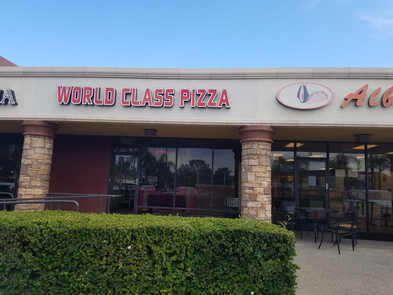 WORLD CLASS PIZZA
