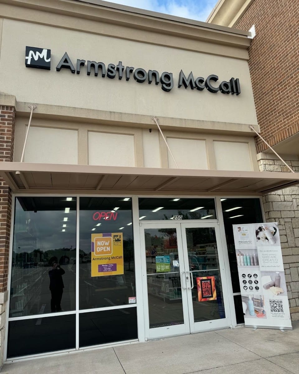 Armstrong McCall, photo 2