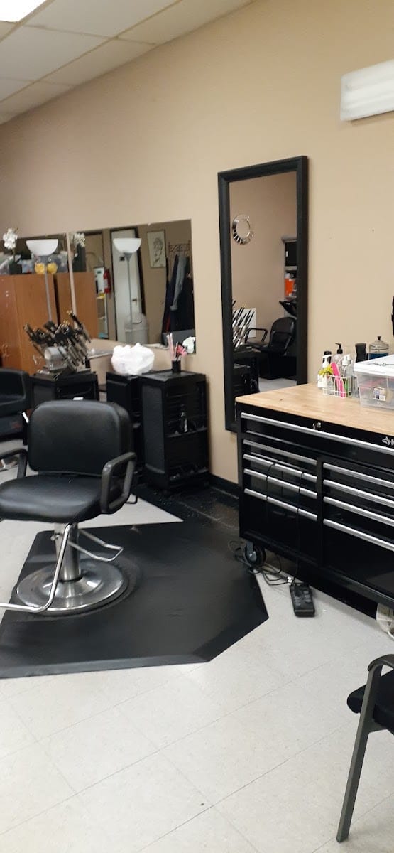 Ray's Barber and Beauty