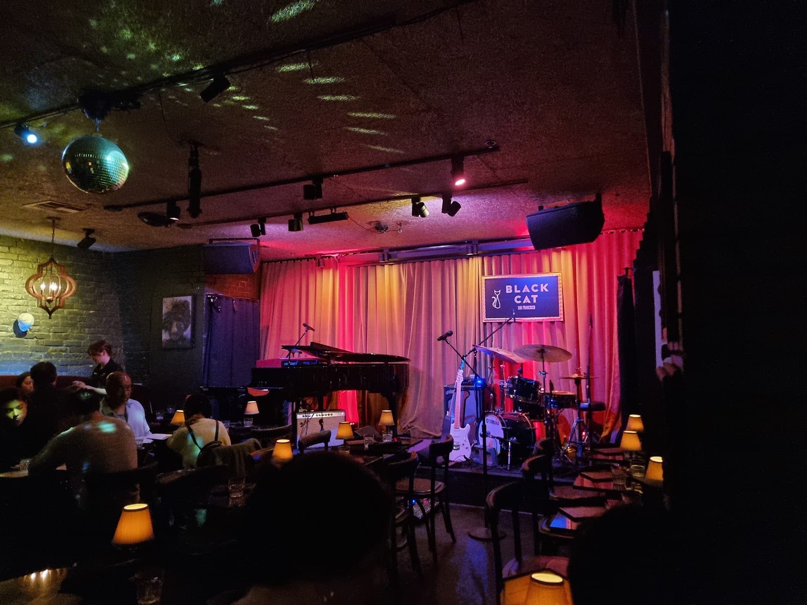 Black Cat Jazz Supper Club, photo 3