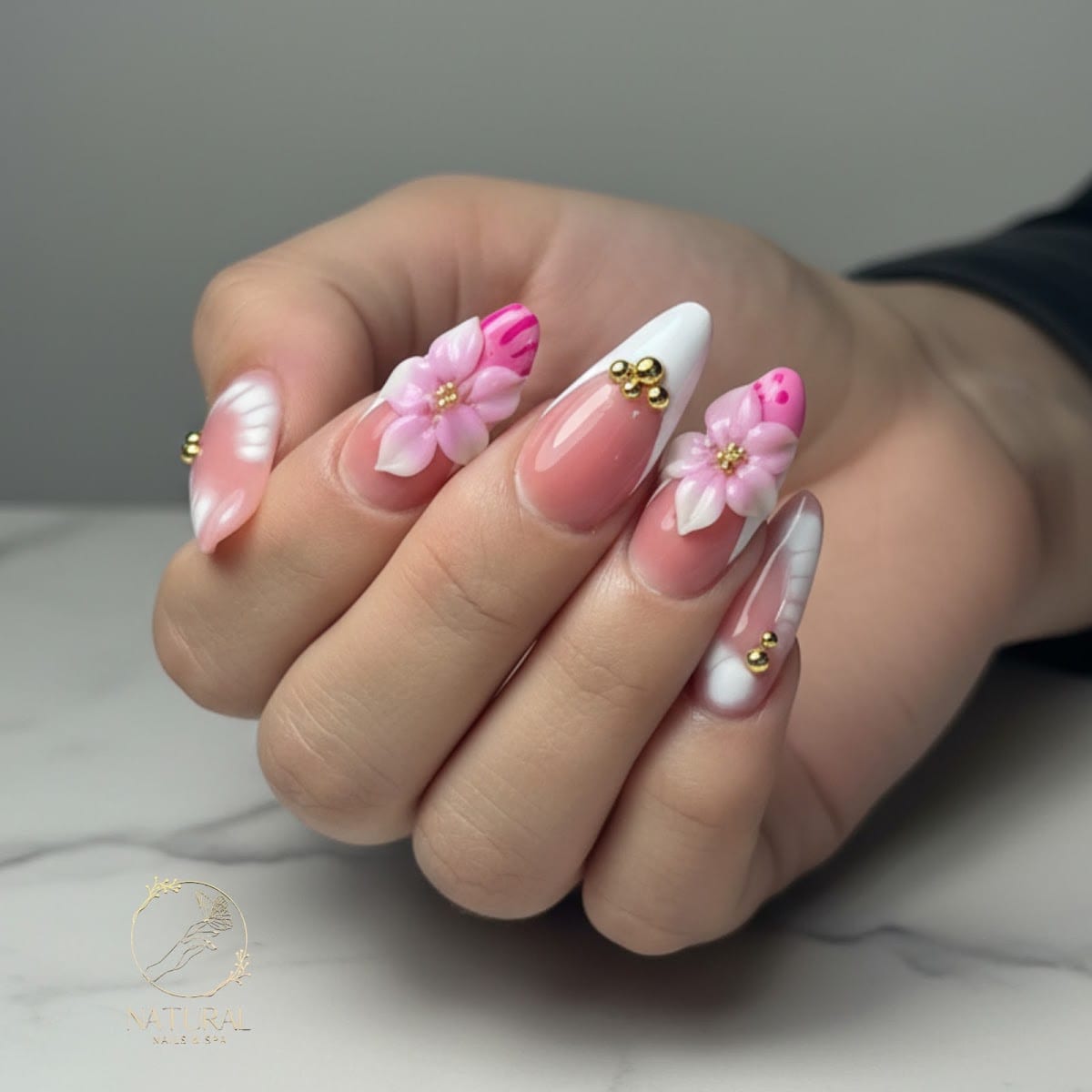 Natural Nails & Spa