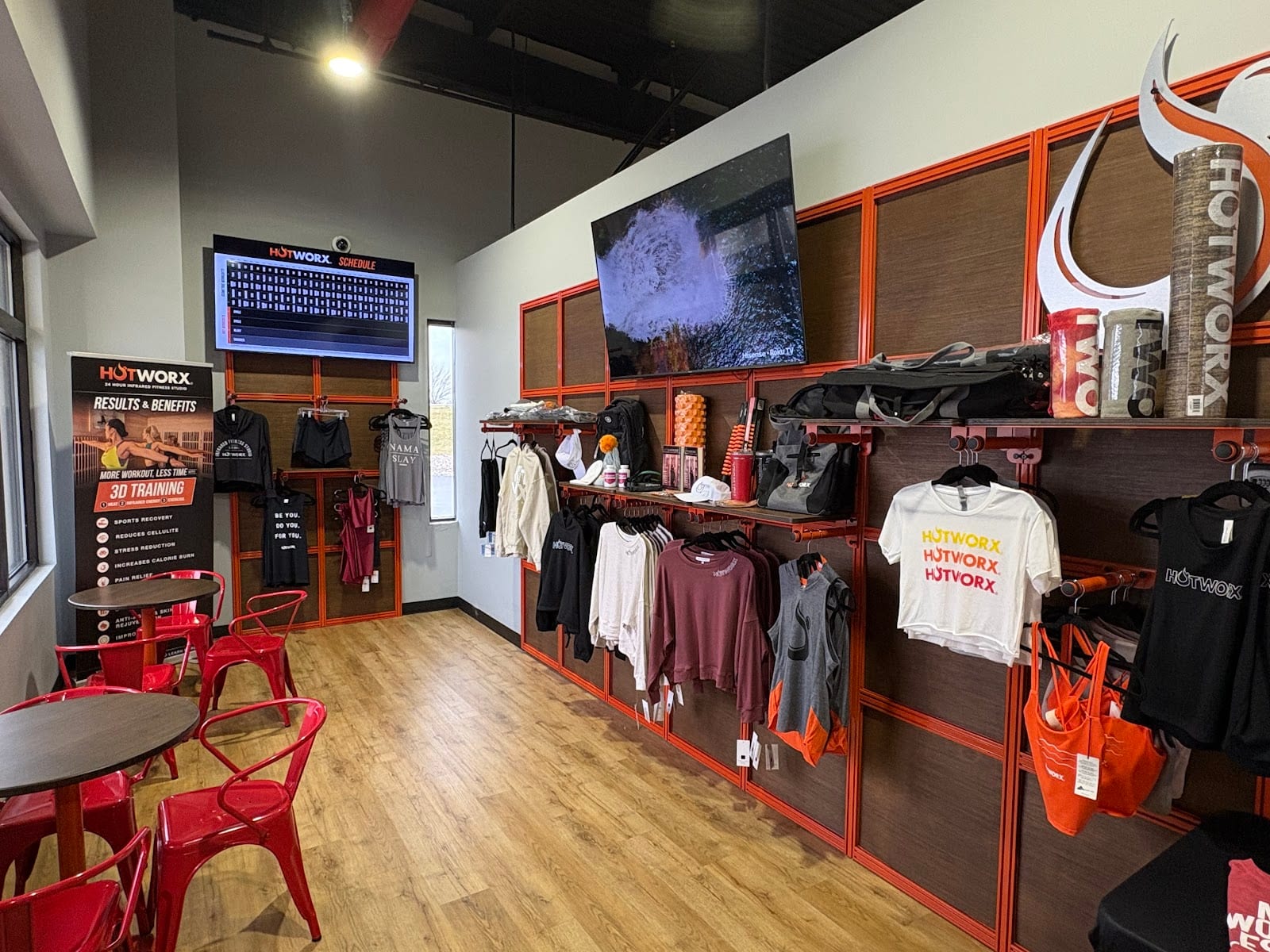 HOTWORX - Fort Wayne, IN - West Jefferson, photo 2