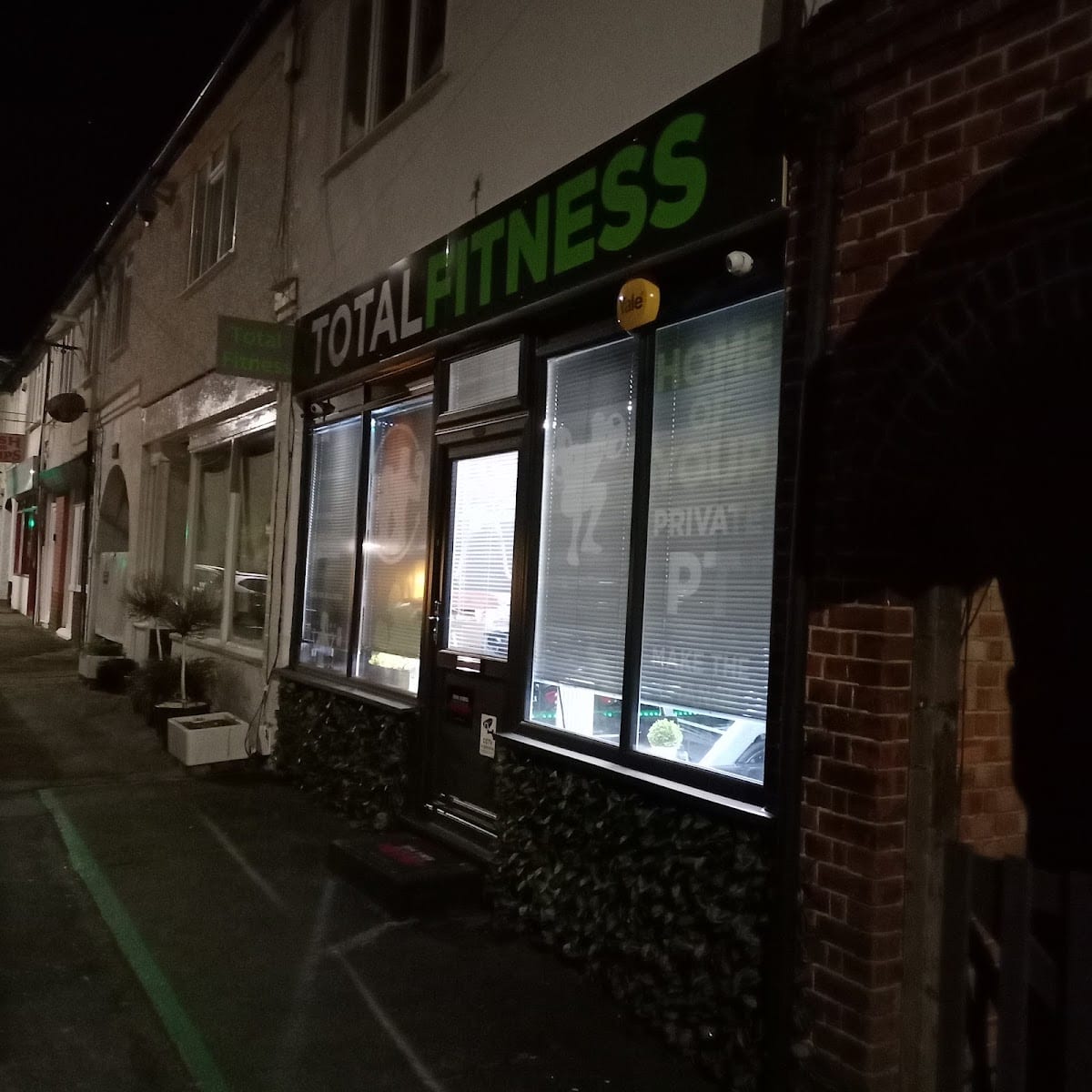 Total Fitness, photo 3