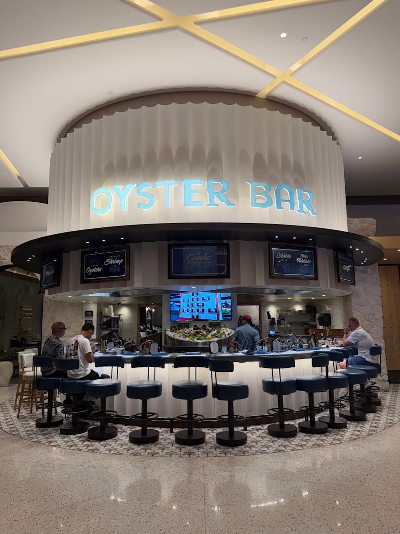 Red Rock Oyster Bar, photo 3
