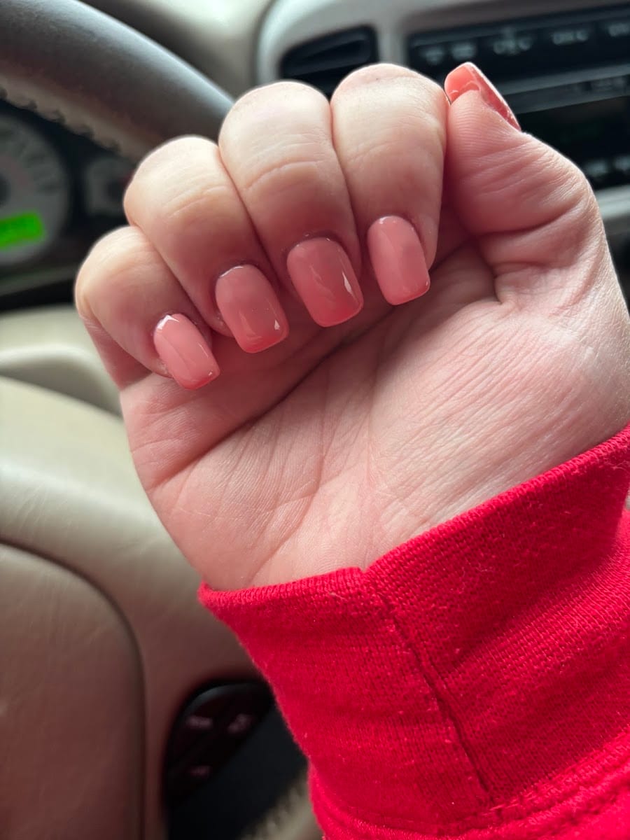 Riva Nails
