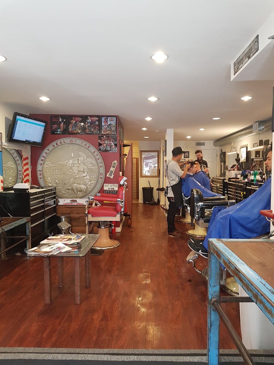 Metropolitan Barber Shop, photo 3