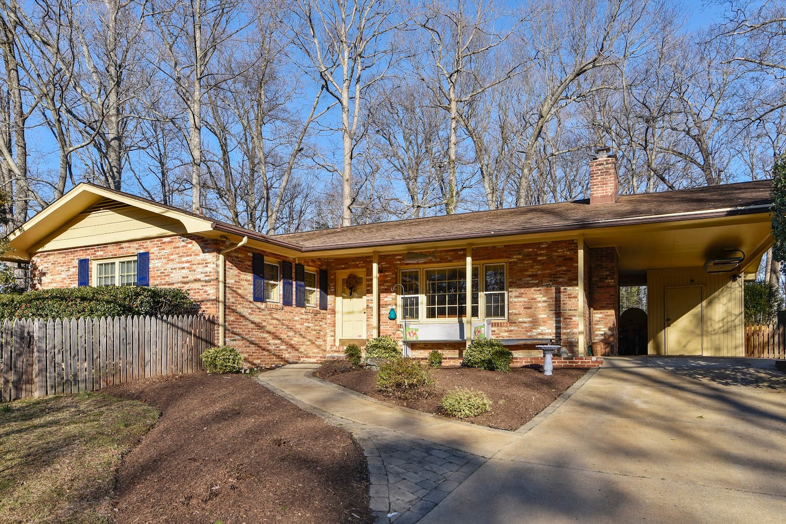 Nuala O'Leary, Parks Realty & Long & Foster Real Estate, Inc.