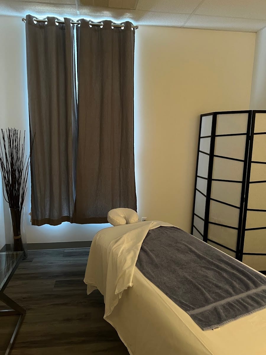 Deep Tissue Massage & Spa, photo 2