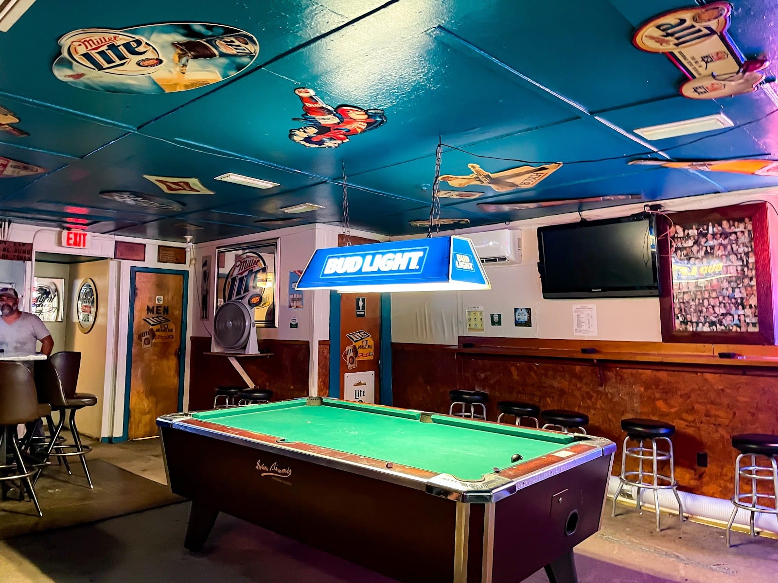 Rosies Corner Pub, photo 2